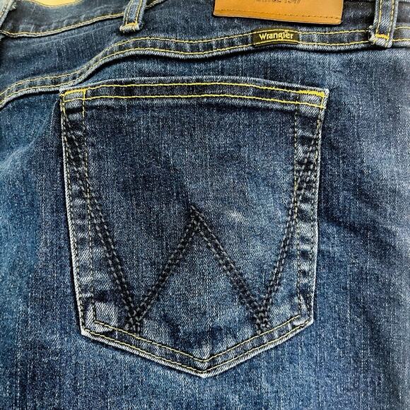 Wrangler Mens Regular Fit Straight Leg Jeans - Size 42 x 29 - Picture 6 of 8